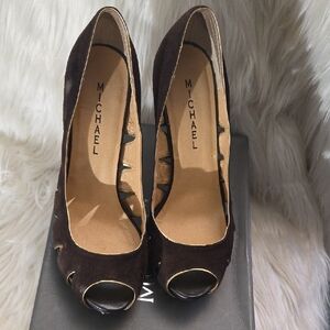 Michaels Sophisticated Brown Peep Toe Heels